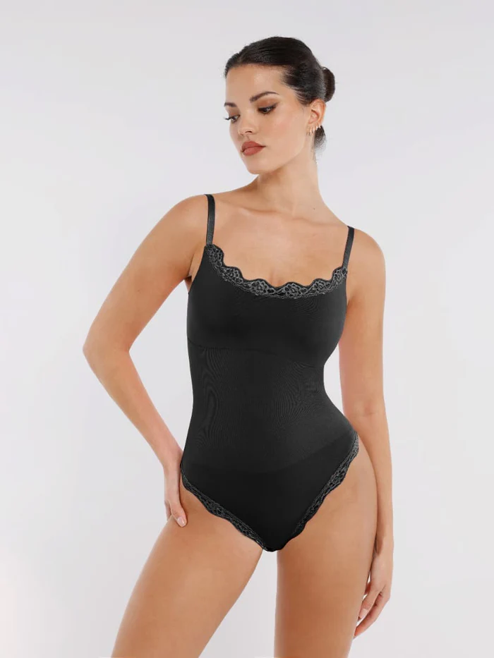 Chique Contour Kant Cami Bodysuit voor Dames: Perfecte Pasvorm & Stijlvol