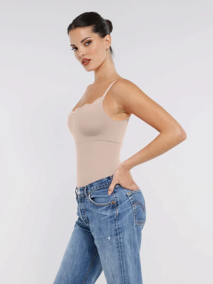 Chique Contour Kant Cami Bodysuit voor Dames: Perfecte Pasvorm & Stijlvol