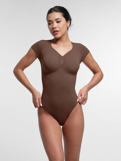 Naadloze Vormgevende T-Shirt Bodysuit: Comfortabele Pasvorm, Liftend Effect