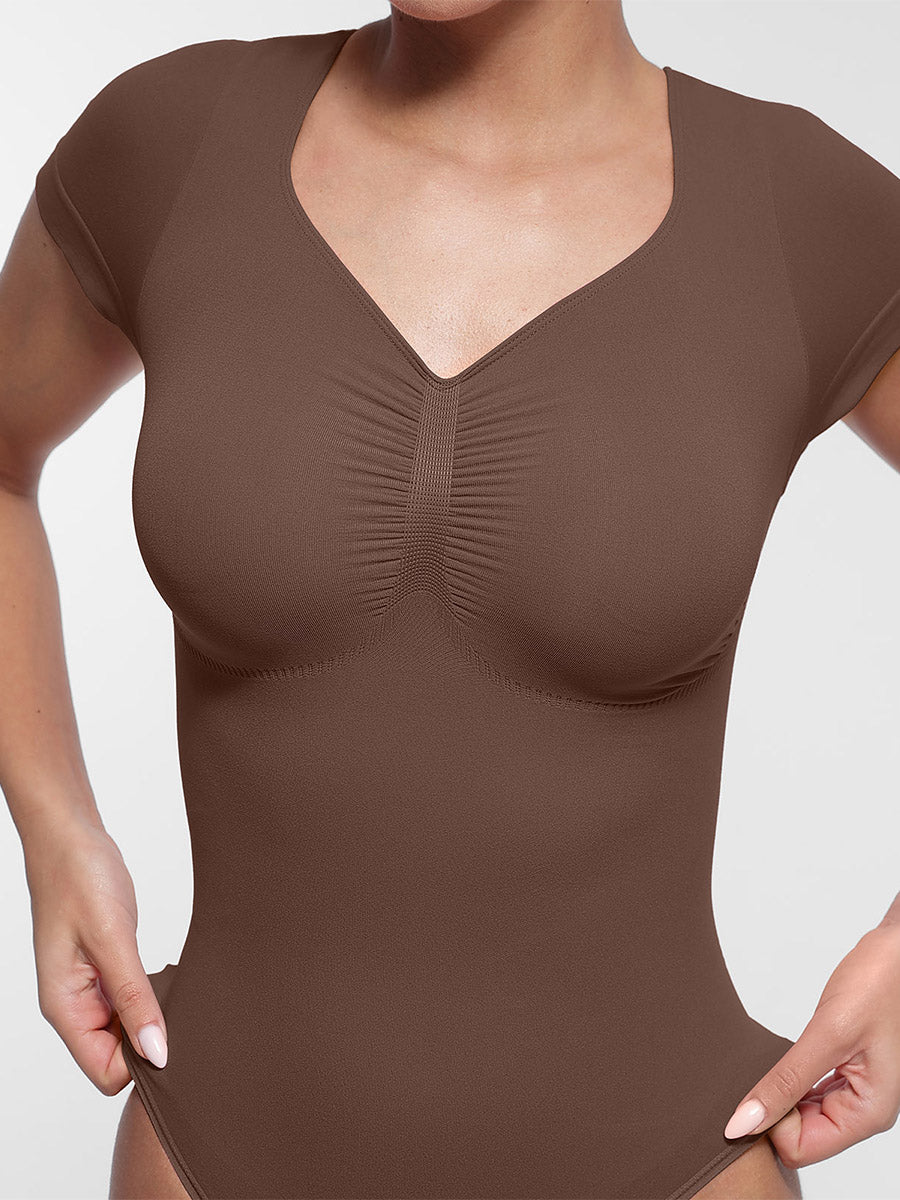 Naadloze Vormgevende T-Shirt Bodysuit: Comfortabele Pasvorm, Liftend Effect
